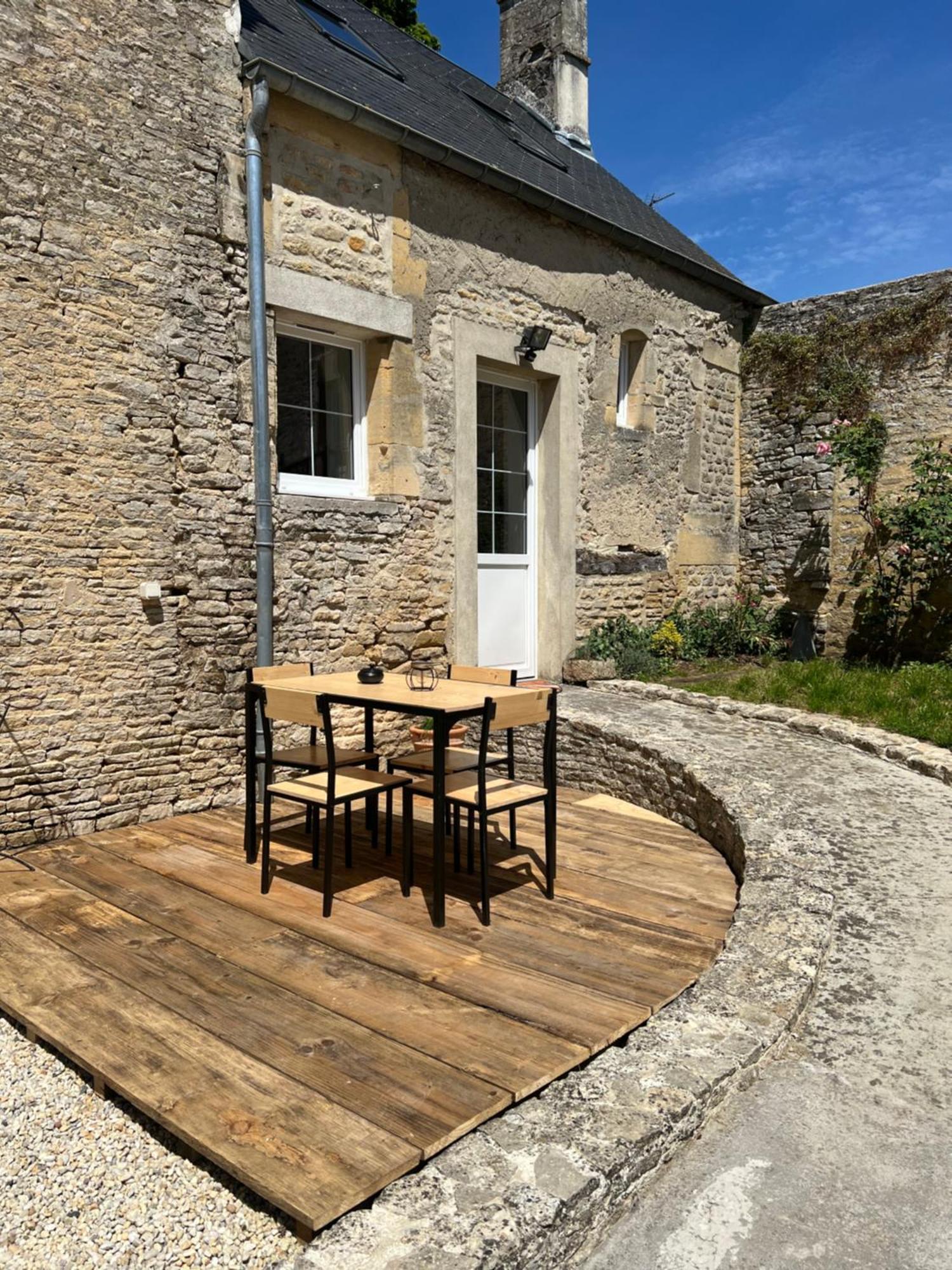 Appartement Escapade En Baiocensis à Villiers-le-Sec  Extérieur photo